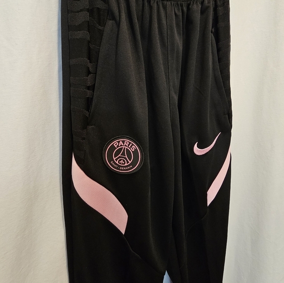 Nike Paris Saint-Germain Track Pants - Picture 2 of 16